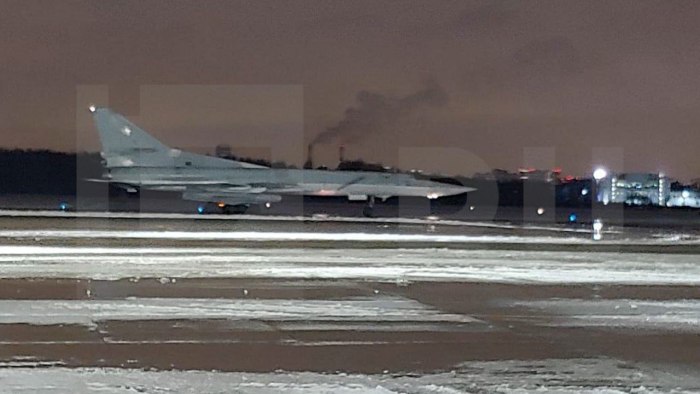 Ту 22 сел в Пулково