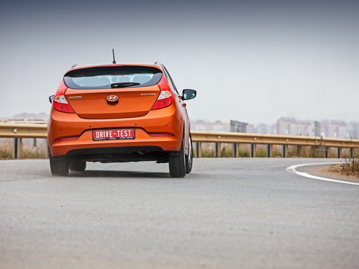 Hyundai Solaris 2015 хэтчбек