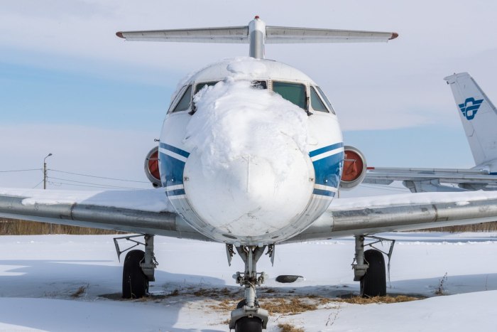 Як-40 пассажирский самолёт