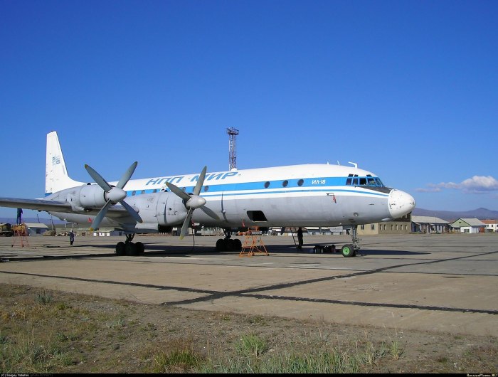 Ил-18 ra-75713