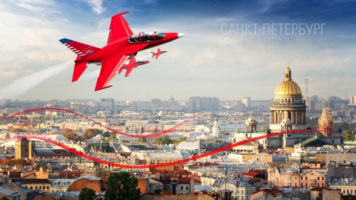 Самолеты над Петербургом