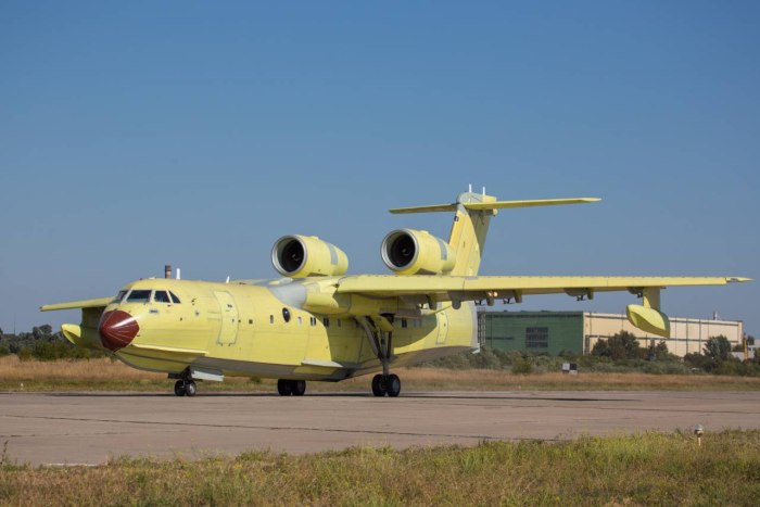 Самолет-амфибия бе-200