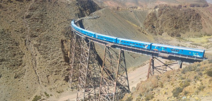 Железная дорога tren a las Nubes