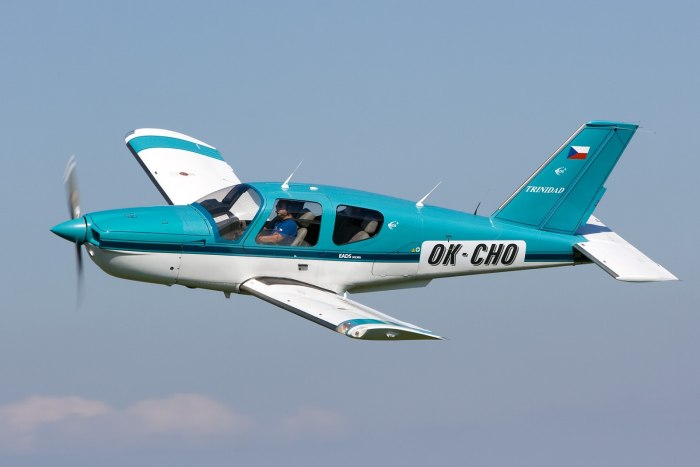 Самолет Socata tb20