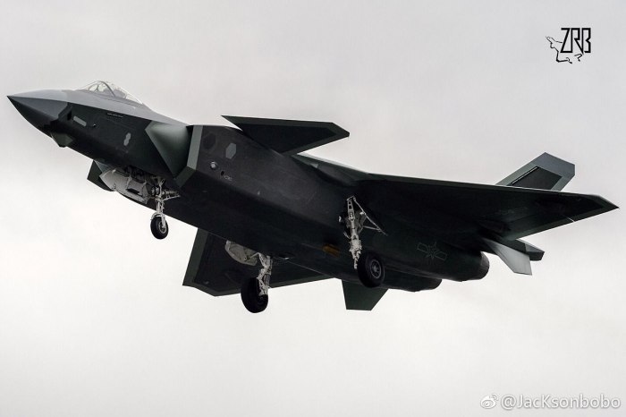 Chengdu j-20