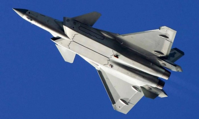 J-20 истребитель