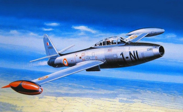 Самолет f-84g Thunderjet