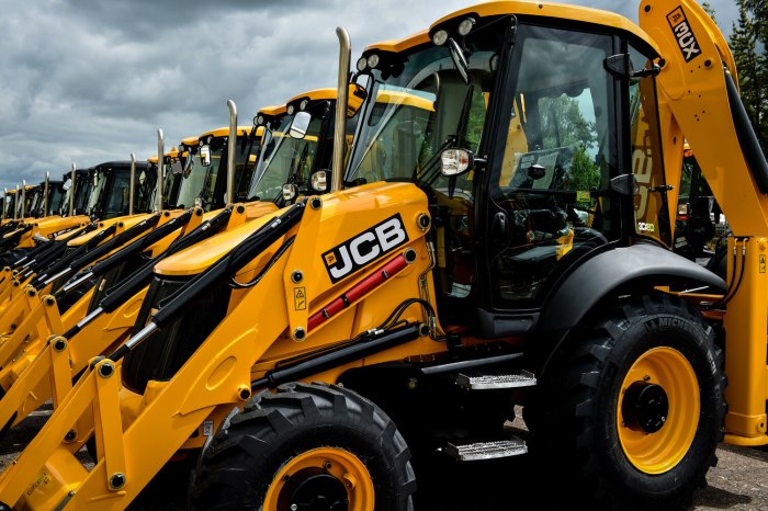Экскаватор-погрузчик JCB 4cx