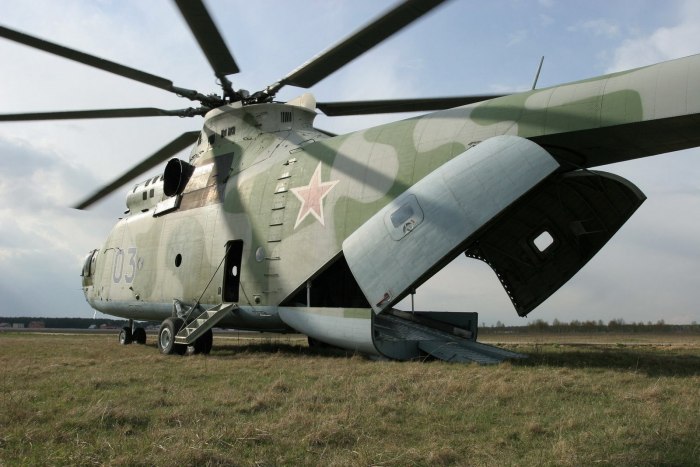 Вертолет корова ми-26