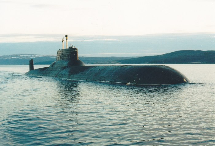 Подводная лодка акула