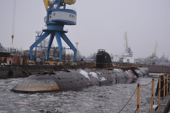 Подводная лодка Ленинский комсомол в Кронштадте