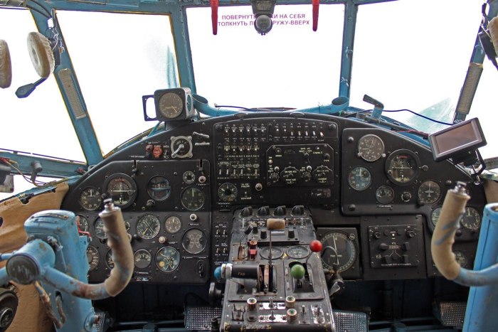 Приборная панель АН-2