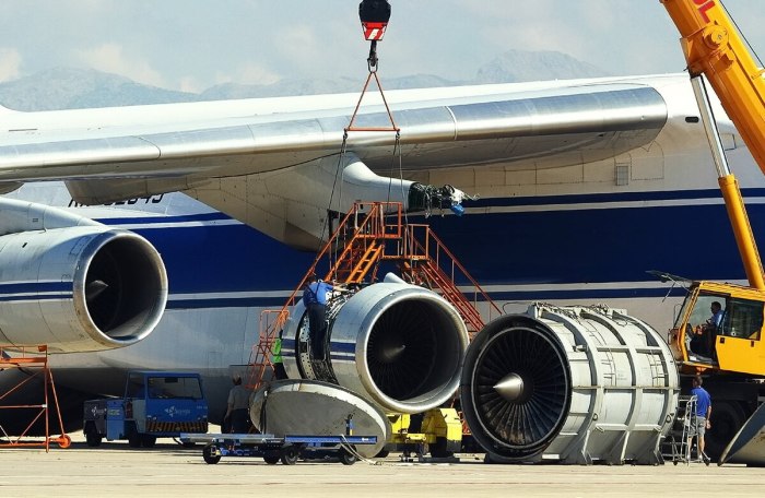 Двигатель самолета АН 124