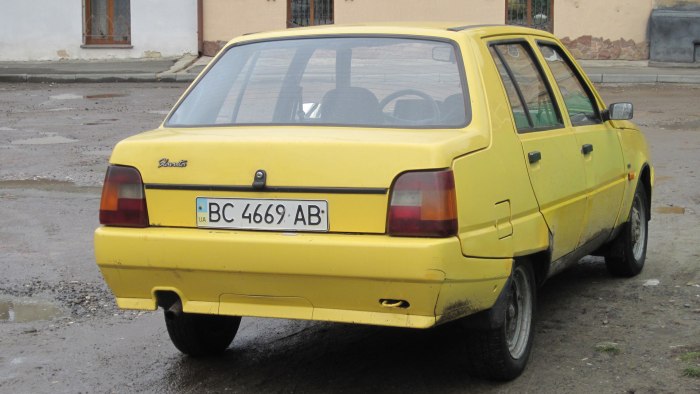 ЗАЗ-1102 «Таврия»