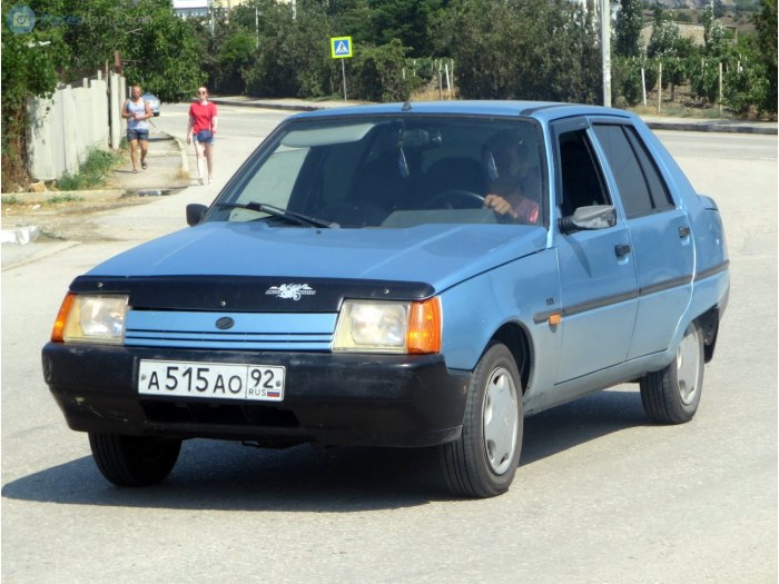 Машина ЗАЗ 1103 Славута