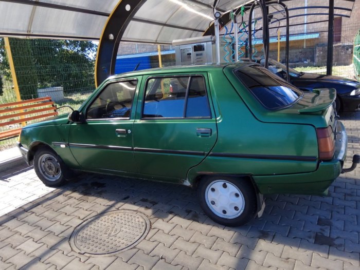 Таврия 1103