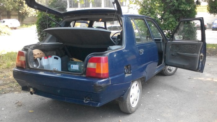 ЗАЗ-1102 Таврия багажник