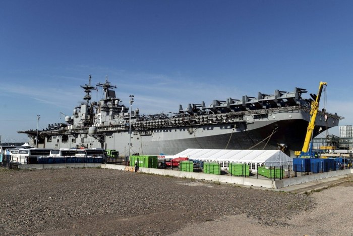 USS Kearsarge (LHD-3)