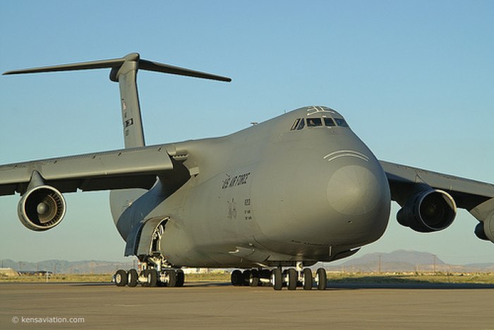 C5 Galaxy vs АН 124
