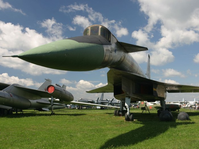 Т-4 сотка самолёт