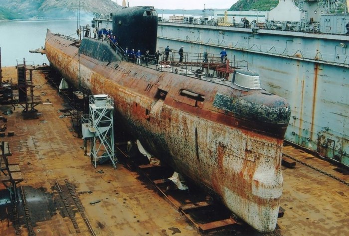 Советская подводная лодка к 19
