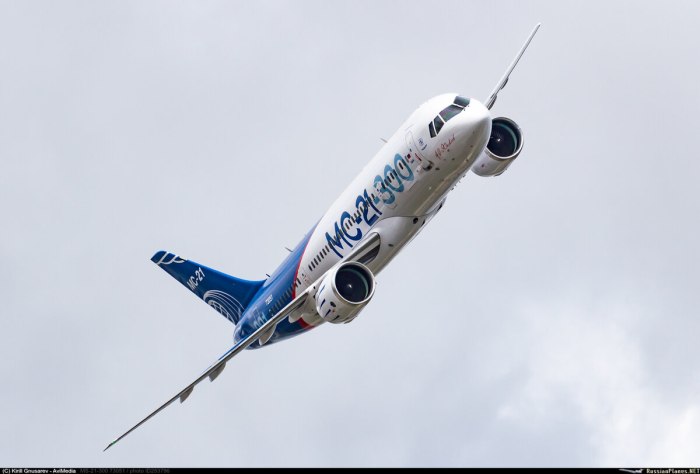 MC 21 300 самолет