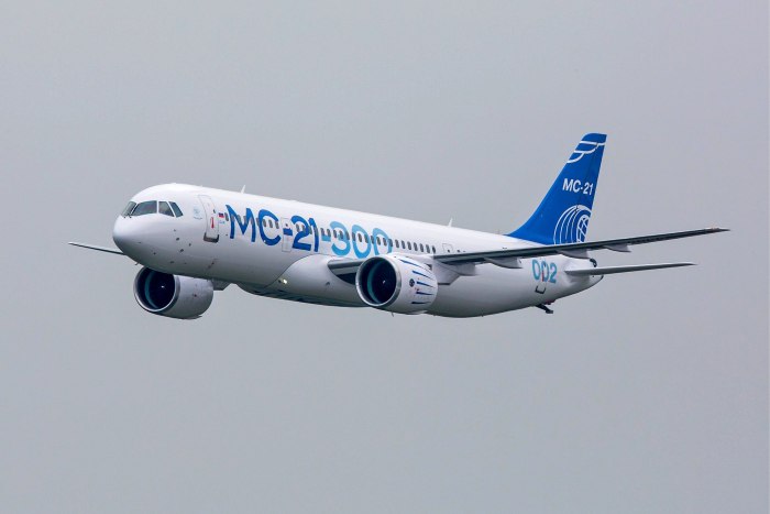 МС 21 300