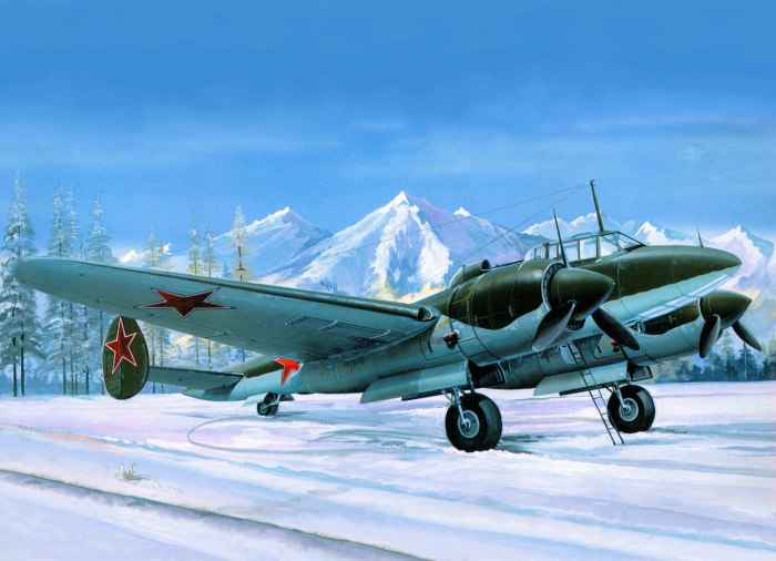 Пикирующий бомбардировщик пе-2