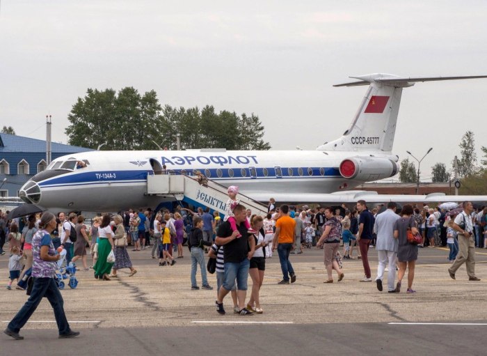 Ту 134 памятник
