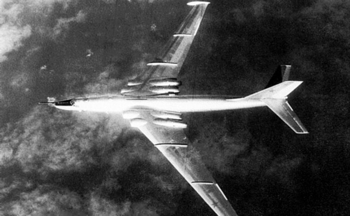 Самолёт м-4 Мясищева