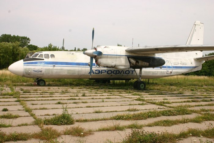 Самолет АН-24 СССР
