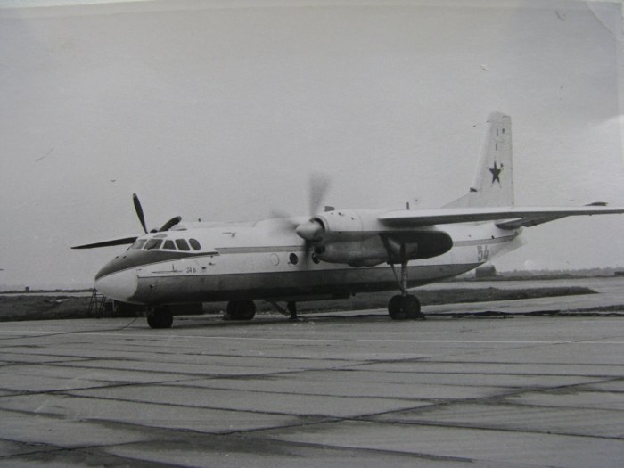 Самолет ан-24б