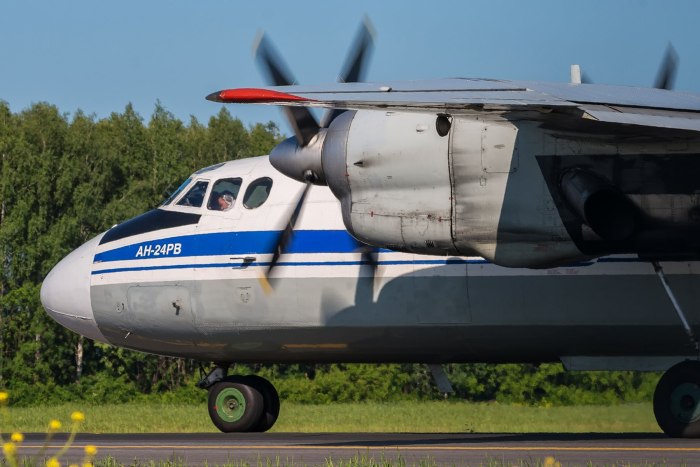 Самолет АН 24