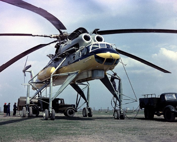Вертолет кран ми-10