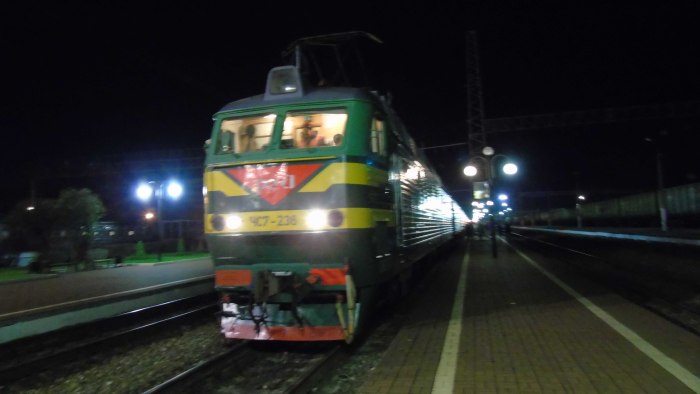Поезд СПБ Адлер 113а