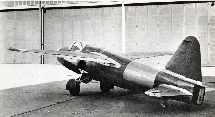 Первый реактивный самолёт Хейнкель he 178