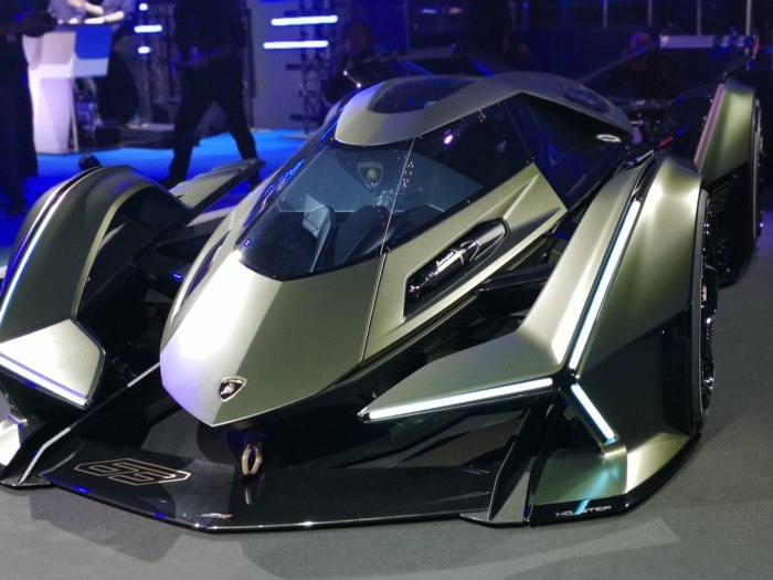 Ламборджини 2022