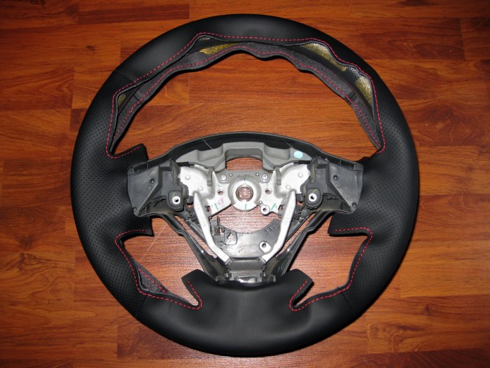 Руль Toyota Corolla 120