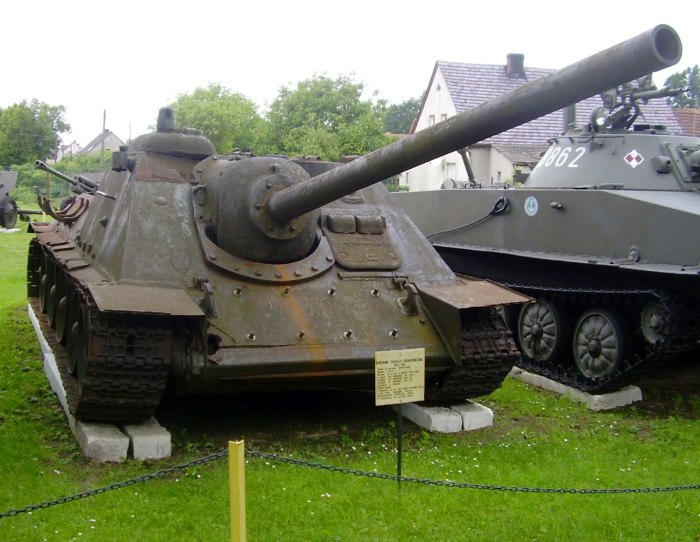 САУ Су-85