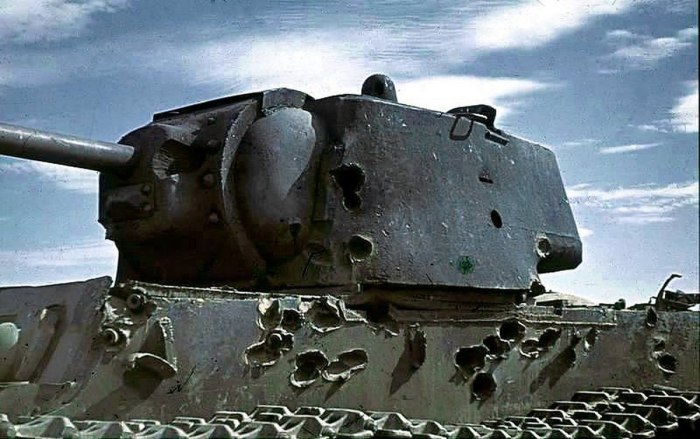 Кв-1 Колобанова после боя