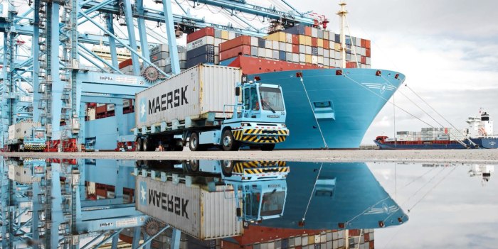 Контейнеровоз Maersk