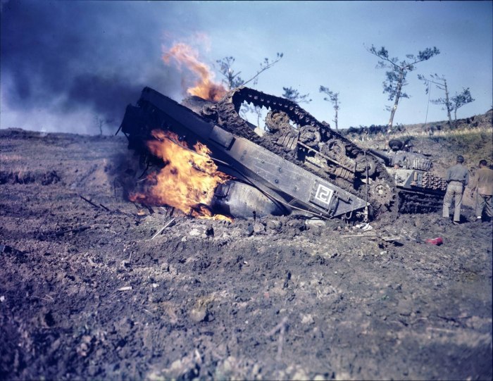 Challenger 2 подбитый