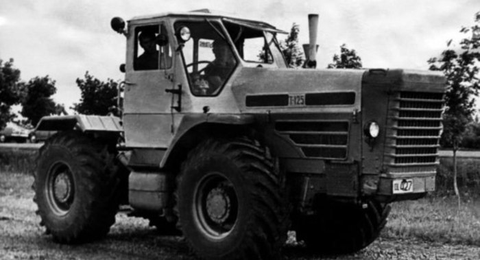 Т-150 трактор Харьковского завода