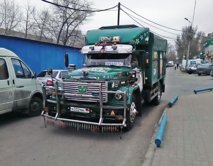 Тюнинговый ЗИЛ 130