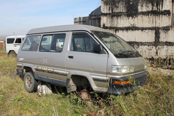 Toyota Lite Ace запчасти