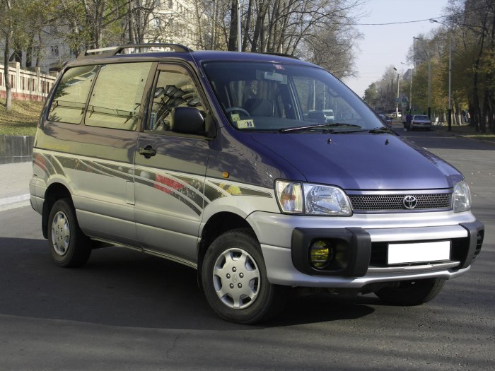 Toyota Town Ace Noah 1997