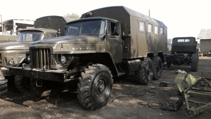 Армейский «Урал-4320» кунг