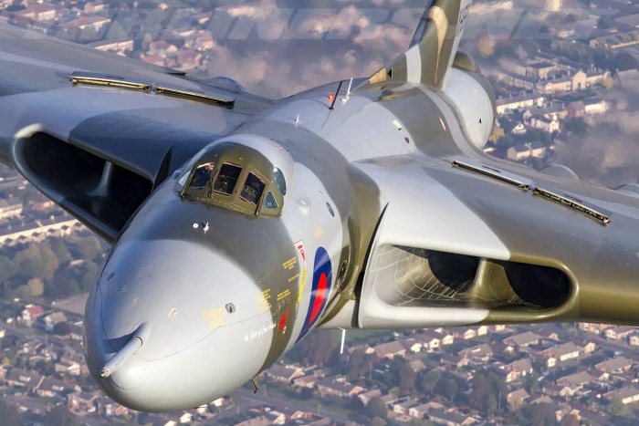 Avro Vulcan xh558