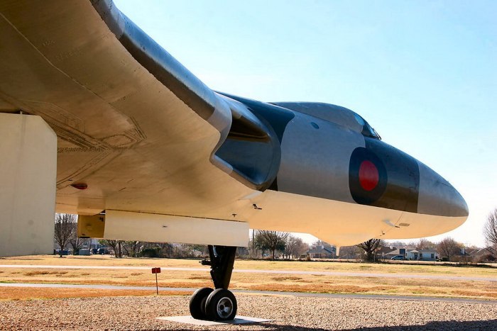 Стратегический бомбардировщик Avro Vulcan
