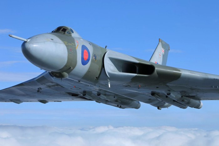 Стратегический бомбардировщик Avro Vulcan